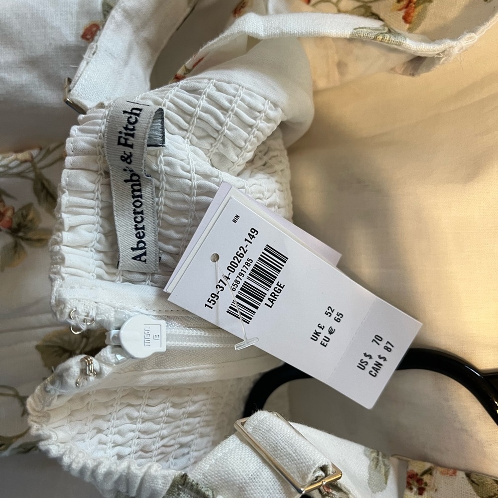 Abercrombie & Fitch White Floral Dress - Picture 4 of 4